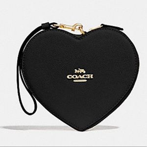 🖤 Coach Black Leather Heart Wristlet Clutch